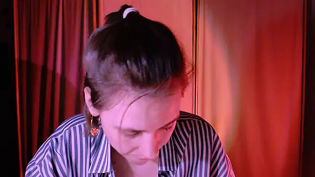 Snapshot of Malinax chatting on 3, 2, 2025 Malinax online show from 3, 2, 2025