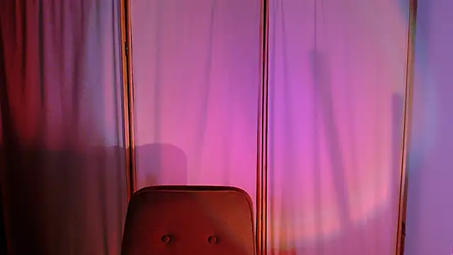 Snapshot of Malinax chatting on 26, 9, 2025 Malinax online show from 26, 9, 2025