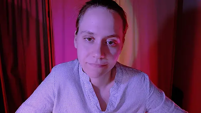 Snapshot of Malinax chatting on 13, 10, 2025 Malinax online show from 13, 10, 2025
