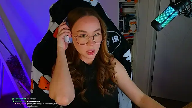 Snapshot of Emili1- chatting on 19, 3, 2025 Emili1- online show from 19, 3, 2025