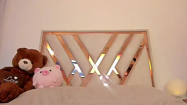 Snapshot of _Andyy__ chatting on 12, 1, 2025 Andyy online show from 12, 1, 2025