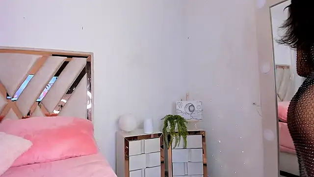 Snapshot of _Andyy__ chatting on 23, 2, 2025 Andyy online show from 23, 2, 2025