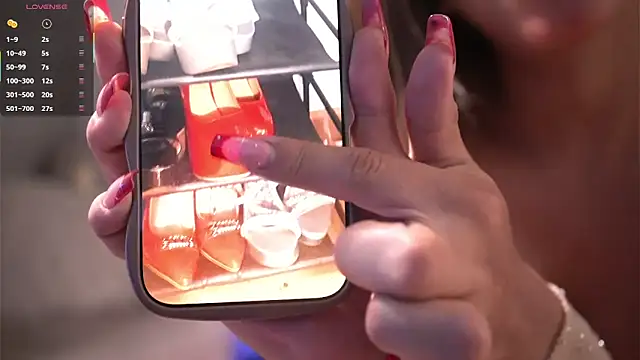 Snapshot of _Andyy__ chatting on 6, 2, 2026 Andyy online show from 6, 2, 2026