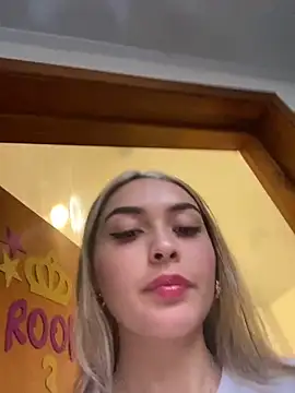 Snapshot of emma_oxford chatting on 27, 1, 2025 emma oxford online show from 27, 1, 2025