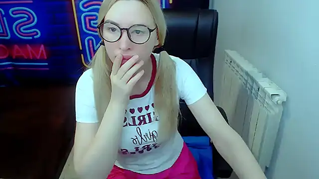 kerakiss877 online show from 25, 2, 2025