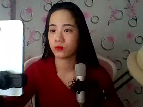 Snapshot of Nana-68 chatting on 9, 2, 2025 Nana-68 online show from 9, 2, 2025