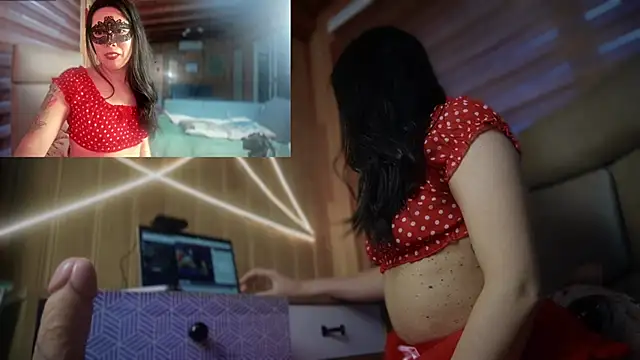 Reinacatchile online show from 28, 12, 2024