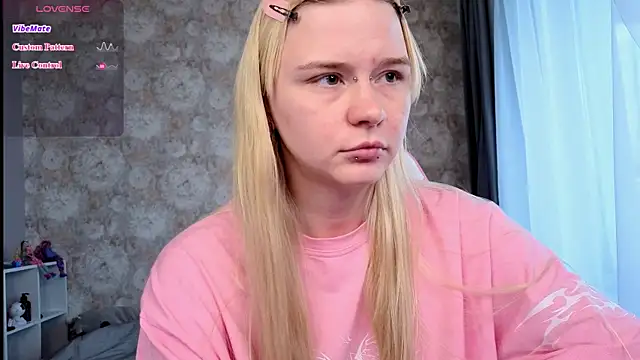 Snapshot of Milia_Parker chatting on 6, 7, 2026 Milia Parker online show from 6, 7, 2026
