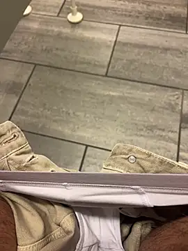 michifolli92 online show from 3, 3, 2025