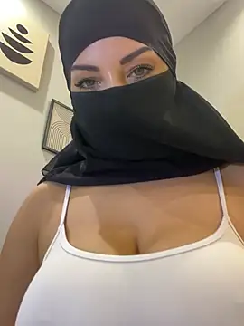 Snapshot of Amberonee31 chatting on 13, 2, 2026 Amberonee31 online show from 13, 2, 2026