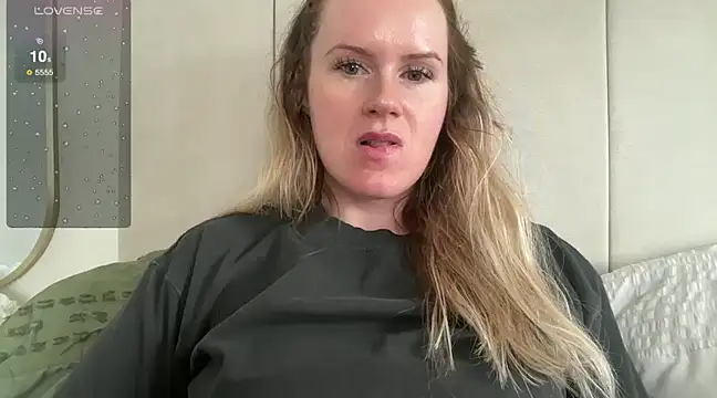 redheadrosie69 online show from 13, 3, 2025