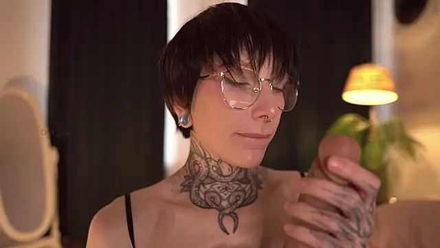 Snapshot of ifuckingtoy_ chatting on 20, 9, 2025 ifuckingtoy  online show from 20, 9, 2025