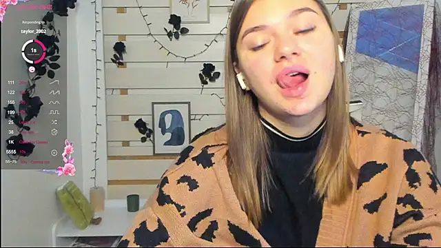 Josephine Kiss online show from 31, 10, 2025