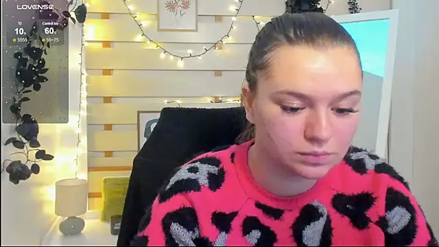 Josephine Kiss online show from 8, 2, 2026