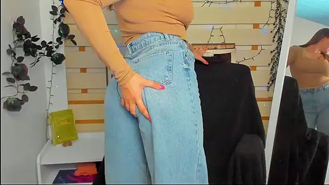 Snapshot of Josephine_Kiss chatting on 27, 4, 2026 Josephine Kiss online show from 27, 4, 2026