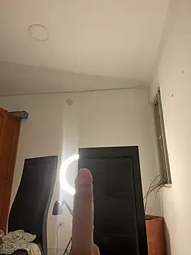 livgomez online show from 1, 3, 2025