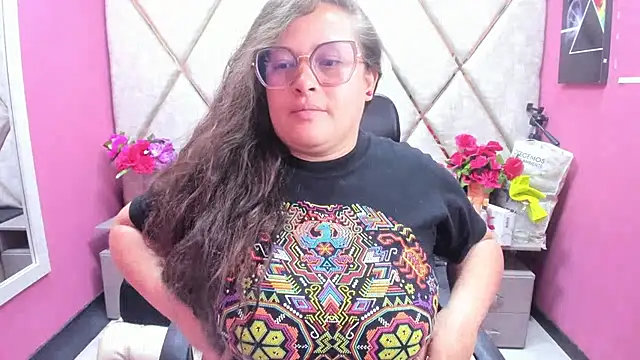 SaraThomso online show from 29, 11, 2025