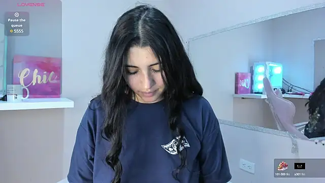 Danna 777  online show from 23, 3, 2025