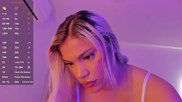 Shelynna azzul online show from 4, 3, 2025