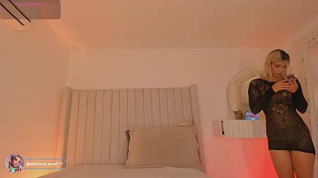 Shelynna azzul online show from 23, 3, 2026