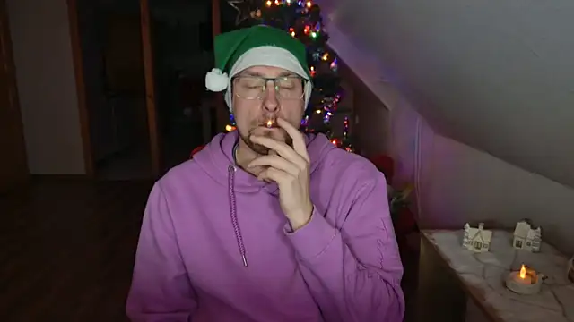 Snapshot of Relsxboy chatting on 23, 12, 2024 Relsxboy online show from 23, 12, 2024