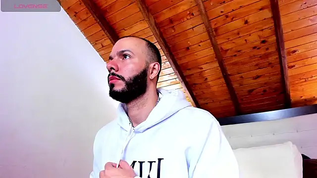 Tom Bailey online show from 9, 10, 2025