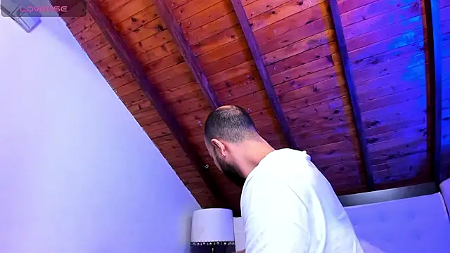 Snapshot of Tom_Bailey chatting on 1, 2, 2026 Tom Bailey online show from 1, 2, 2026