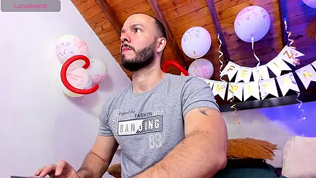 Snapshot of Tom_Bailey chatting on 20, 2, 2026 Tom Bailey online show from 20, 2, 2026