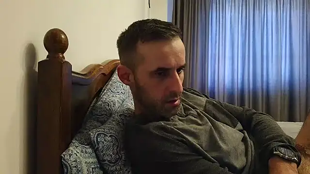 Snapshot of stevenpit chatting on 5, 1, 2025 stevenpit online show from 5, 1, 2025