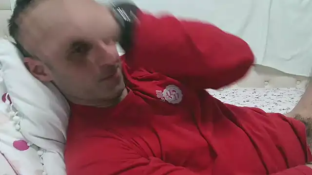 Snapshot of stevenpit chatting on 8, 3, 2025 stevenpit online show from 8, 3, 2025