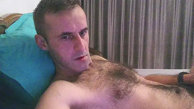 Snapshot of stevenpit chatting on 3, 10, 2025 stevenpit online show from 3, 10, 2025