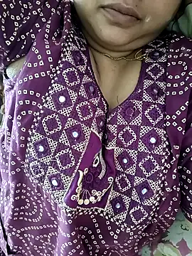 cuteyqueen online show from 10, 10, 2025