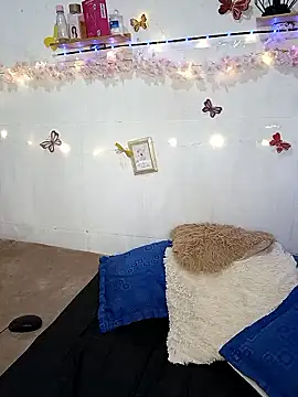 keterinjones--11 online show from 18, 1, 2026