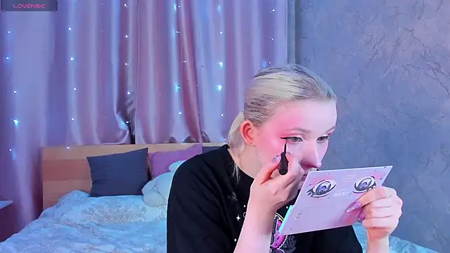 SweeteRose Royce online show from 16, 2, 2025