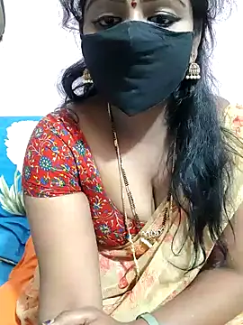 Snapshot of louise92 chatting on 17, 12, 2024 louise92 online show from 17, 12, 2024