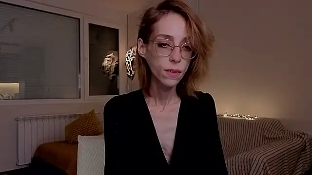 amber quell here online show from 14, 12, 2025