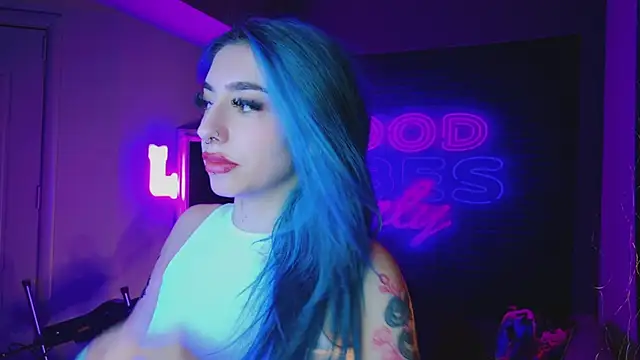 AriaVoss online show from 8, 1, 2025