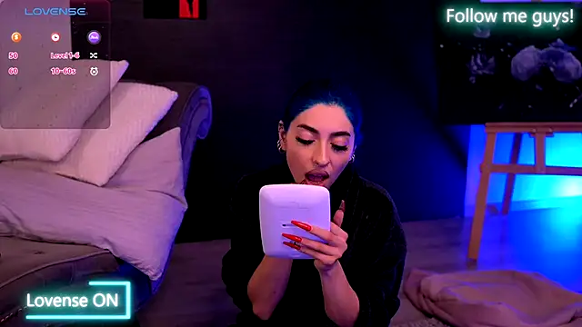 AriaVoss online show from 29, 9, 2025