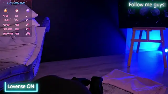 AriaVoss online show from 8, 10, 2025