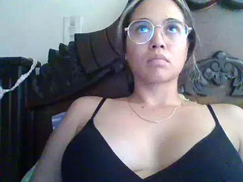 trianabell online show from 5, 2, 2025