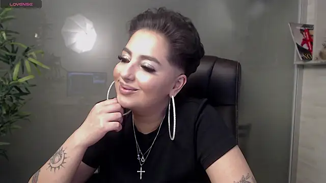 BustyAllyy online show from 22, 1, 2025