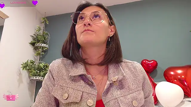 SharisWillian online show from 15, 2, 2025