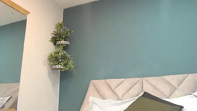 Snapshot of SharisWillian chatting on 12, 2, 2026 SharisWillian online show from 12, 2, 2026