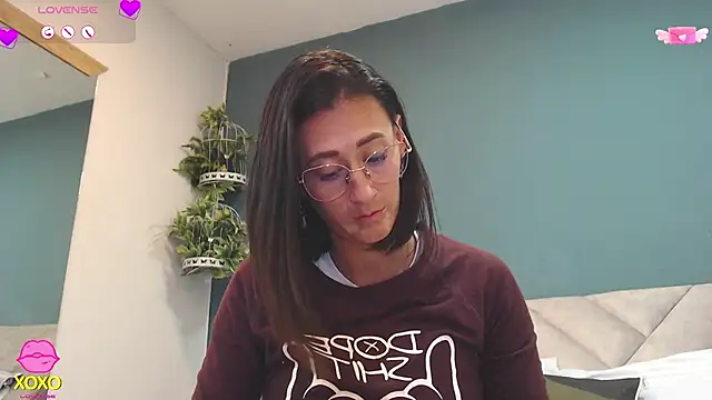 Snapshot of SharisWillian chatting on 20, 2, 2026 SharisWillian online show from 20, 2, 2026