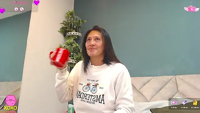 Snapshot of SharisWillian chatting on 2, 3, 2026 SharisWillian online show from 2, 3, 2026