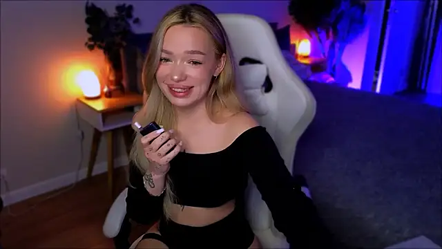 Lily Yin online show from 22, 4, 2026