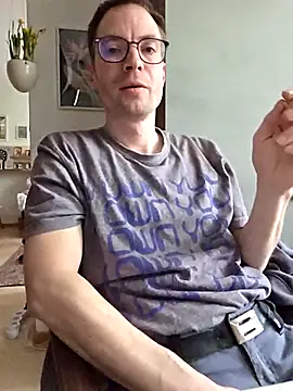 Snapshot of Schnubby1 chatting on 24, 2, 2025 Schnubby1 online show from 24, 2, 2025