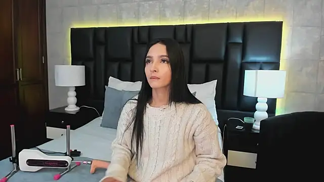 MiaSweeths online show from 24, 2, 2025