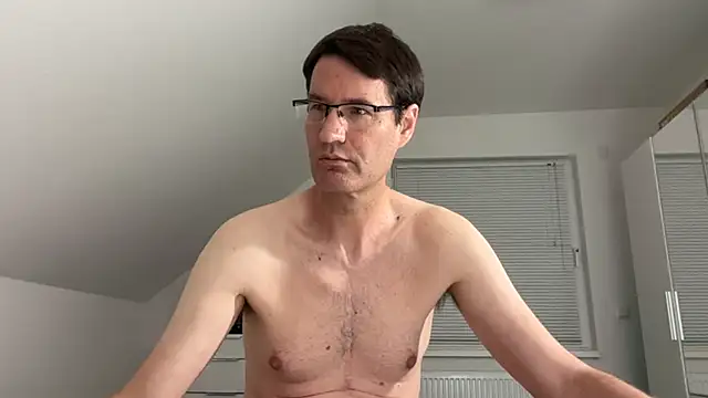 zxzx cam1 online show from 9, 8, 2026