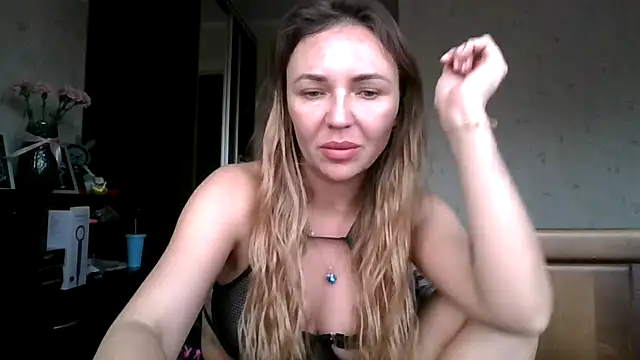 AngelinaLove28 online show from 3, 11, 2025